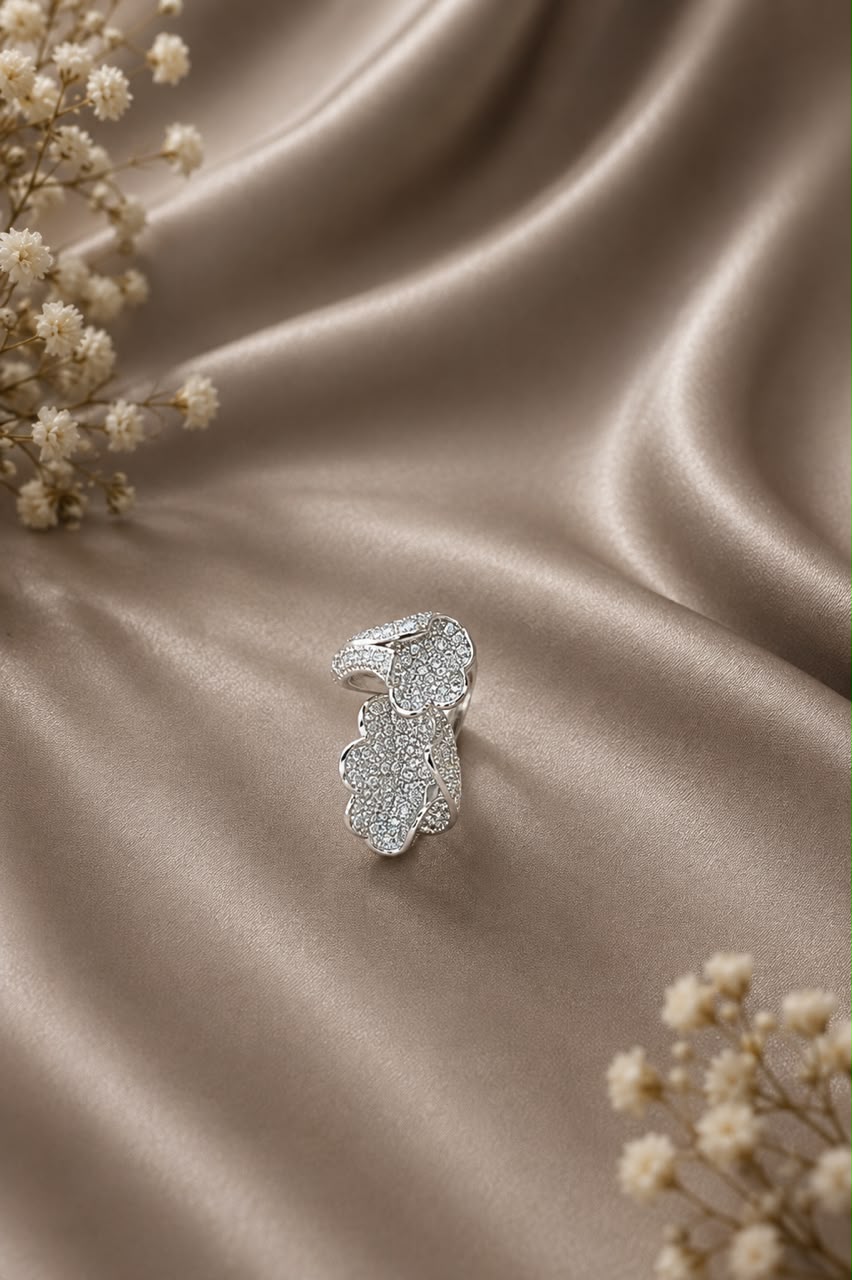 Elegant Floral Diamond Ring