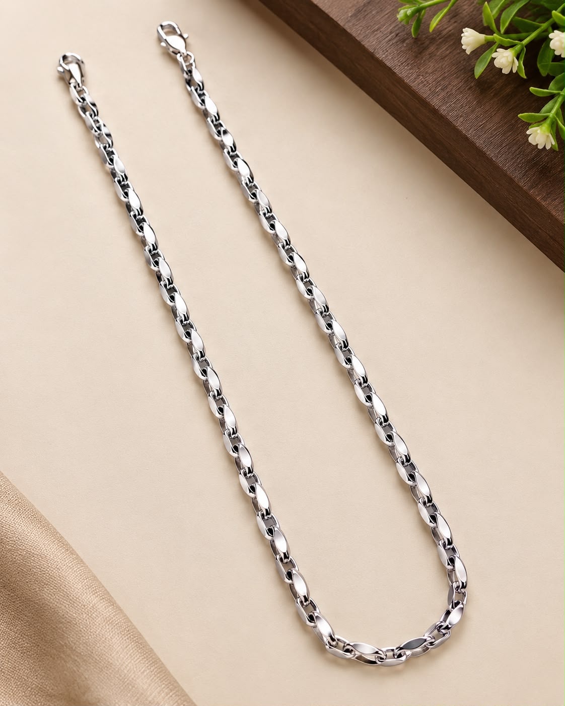 Elegant Silver Chain