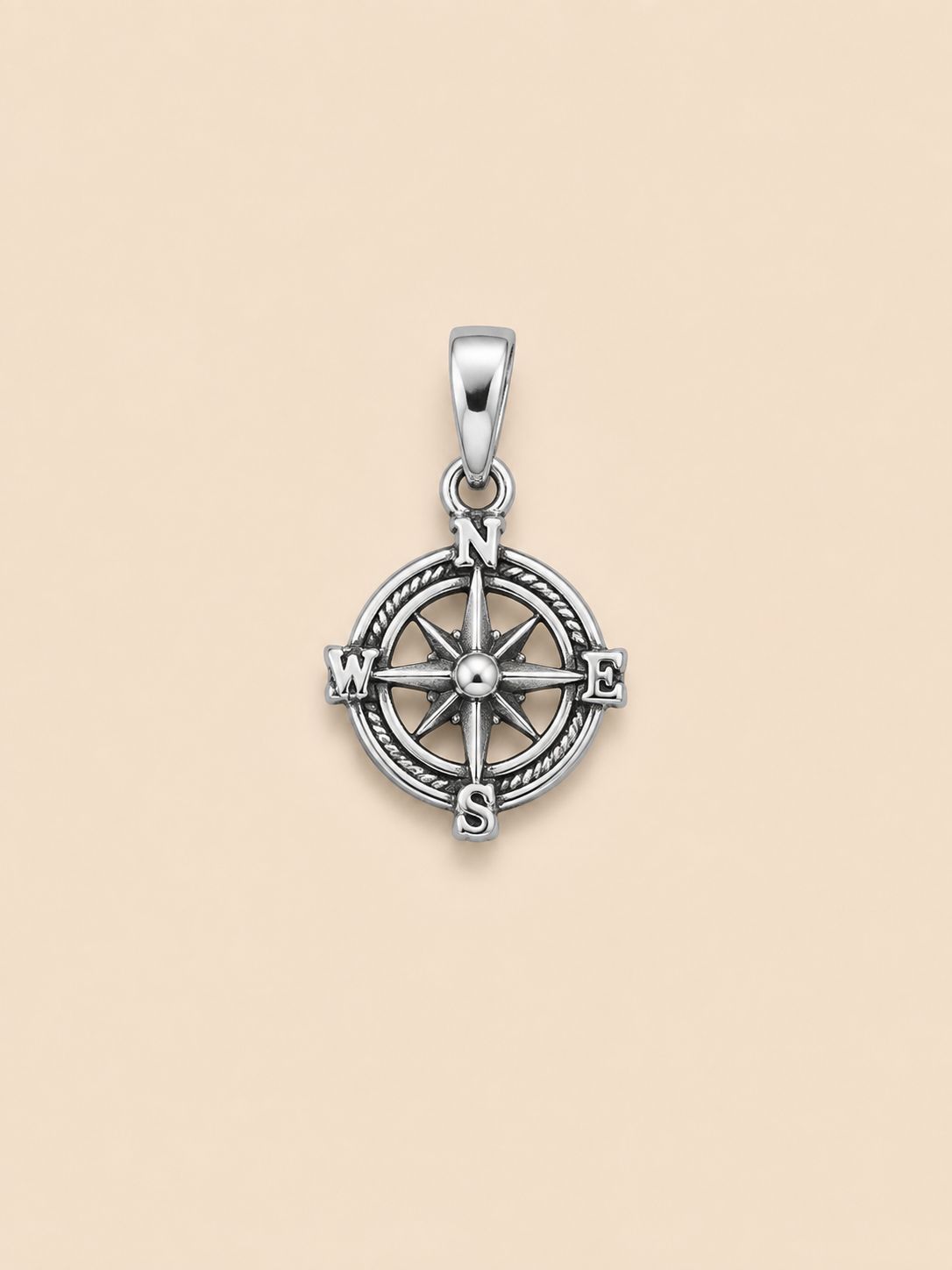 stylish Compass Pendant Locket